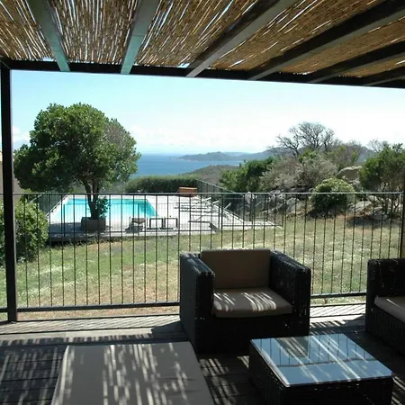 Bianca Casa Aparthotel 2*