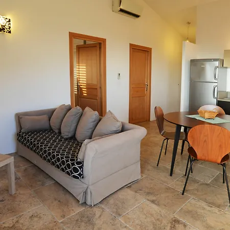 Bianca Casa Апарт-готель Порто-Веккіо