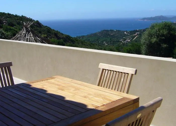 Bianca Casa بورتو فيكشْيو